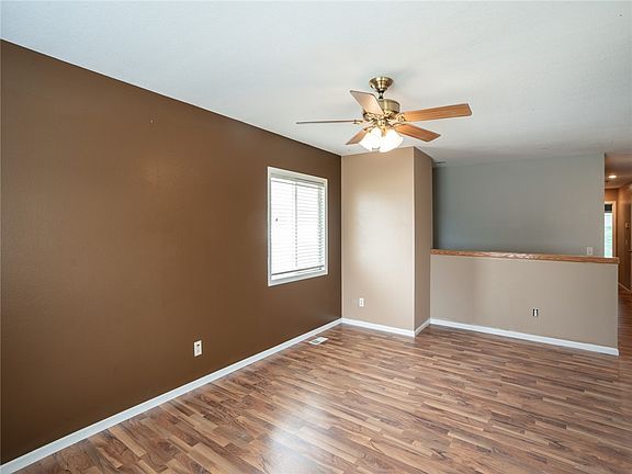4th image of 619 East St