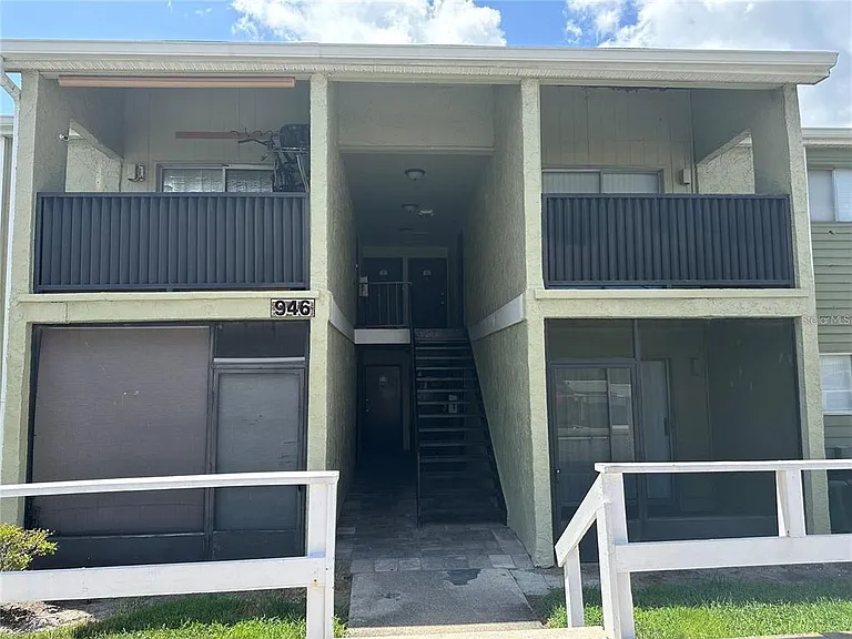 946 Lake Destiny Rd #D — Photo 1