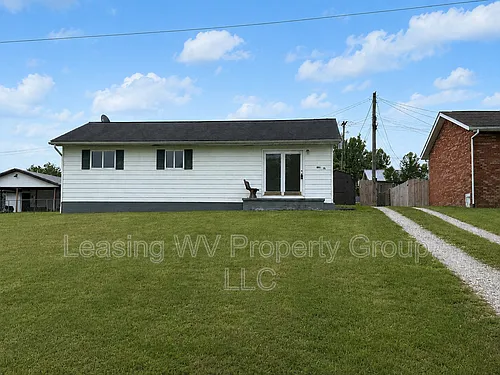 3309 Carpenter Ave Photo 1
