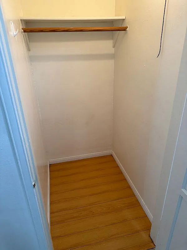 Studio, 1.0 bath, 400 sqft, $1,700 — Photo 4