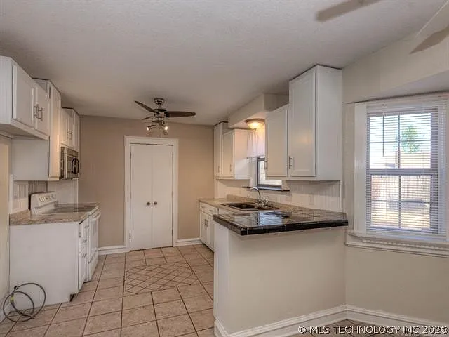 3101 S Poplar Ave — Photo 12