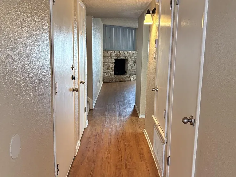 6908 Lovely Ln — Photo 8