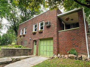 303 4th Ave, Burnham, PA 17009