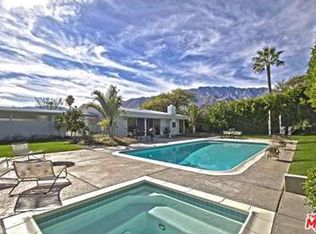 1154 E Racquet Club Rd, Palm Springs, CA 92262