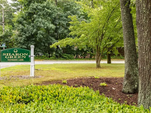 25 Bayberry Dr APT 3, Sharon, MA 02067