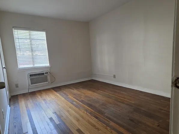 3817 S Shepherd Dr APT 2, Houston, TX 77098