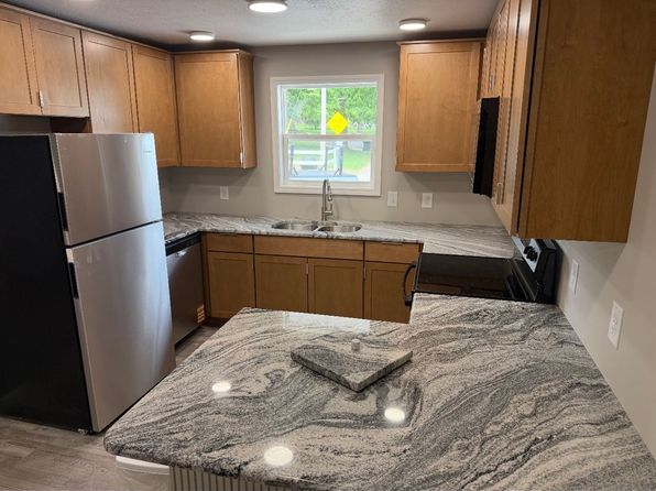 310 W 5th St APT 5