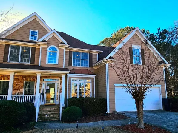 190 Country Club Dr, Hiram, GA 30141