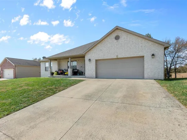 1003 Hillcrest Dr, Jackson, MO 63755
