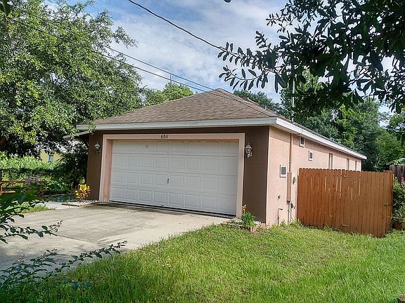 2nd image of 6511 Curtis St