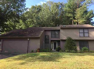16 Glade Mallow Rd, Malta, NY 12020