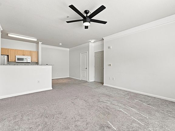 4th image of 1300 Park Blvd #203