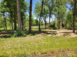 35051 N Oak Knoll Cir, Gurnee, IL 60031