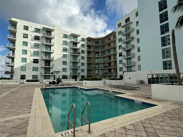 140 S Dixie Hwy #713 — Photo 30