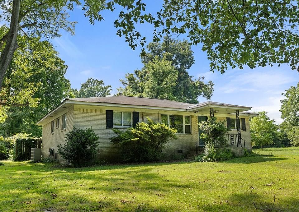 2nd image of 179 Cypress Ave