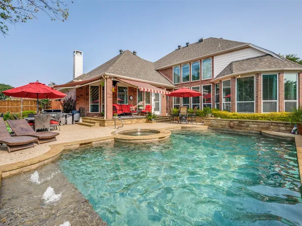 2300 High Pointe Dr, Corinth, TX 76210