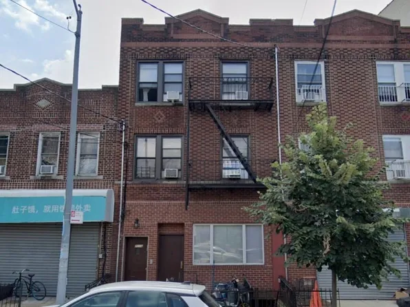 7113 8th Ave, Brooklyn, NY 11228