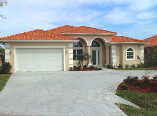 11 Colechester Ln, Palm Coast, FL 32137