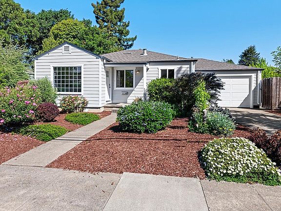 3rd image of 2113 Magowan Drive