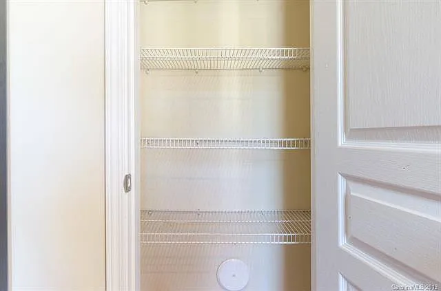 209 Spring Gardens Dr — Photo 1