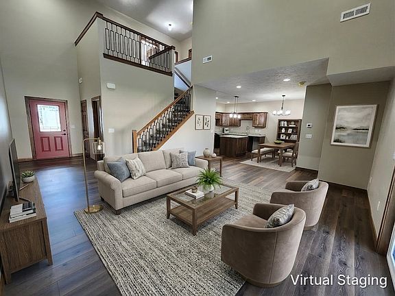 2nd image of 2913 Jenny Cir