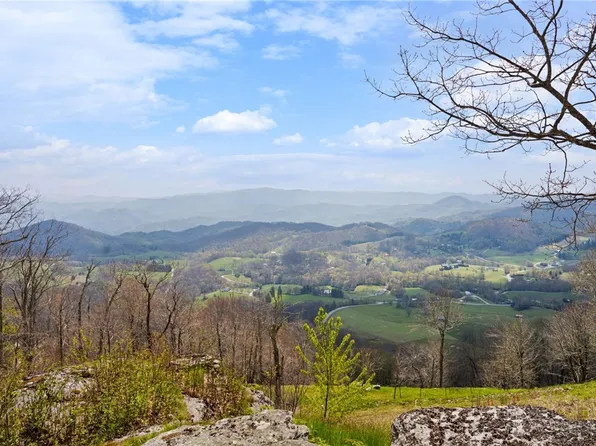 Lot 61 Rocky Parkway, Banner Elk, NC 28604