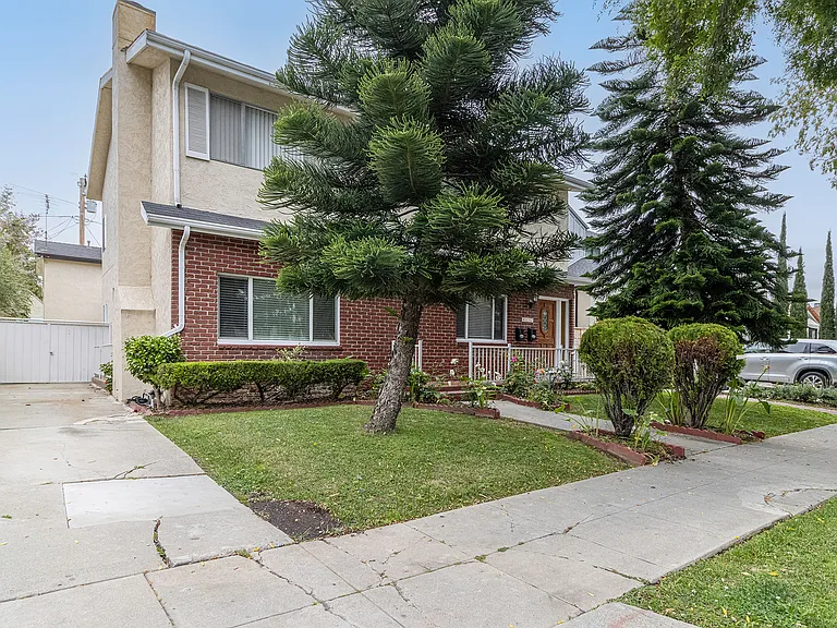 4130 Vinton Ave — Photo 1