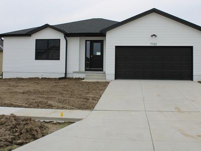 7745 Gulls Way, Lincoln, NE, 68514