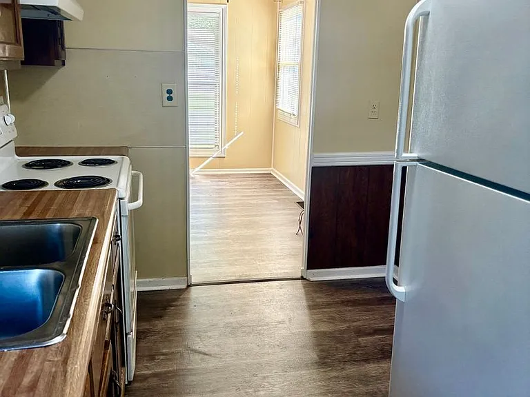 1514 Elliott Ave — Photo 11