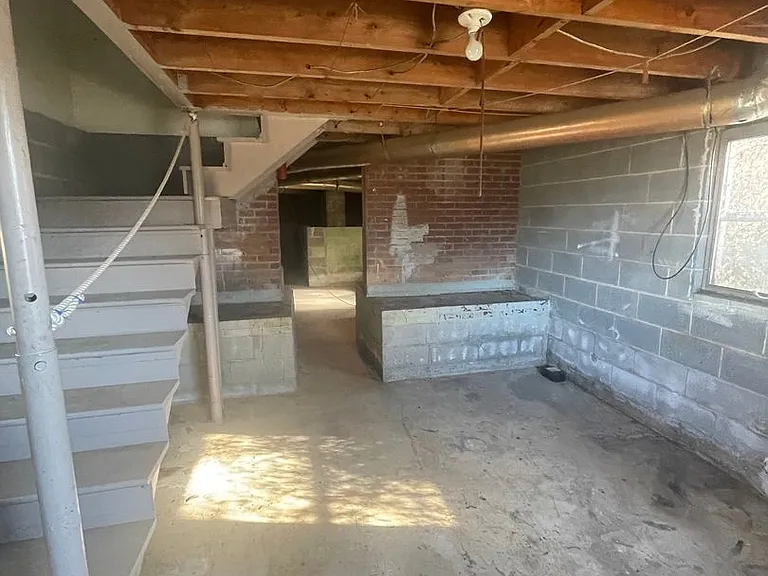 1620 2nd St SW — Photo 15