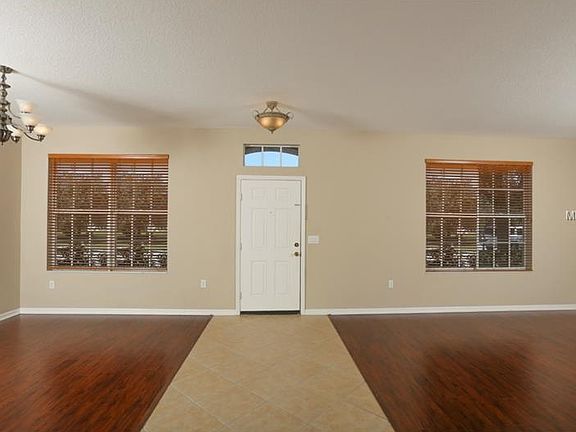 5th image of 2888 Seasons Blvd