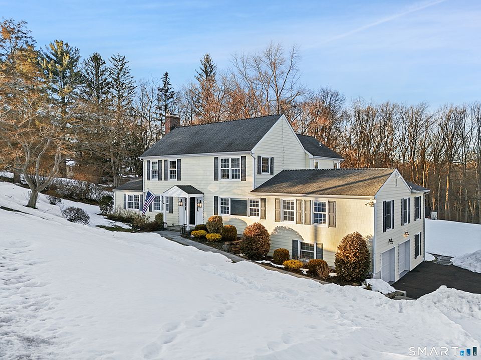1st image of 72 Barclay Drive