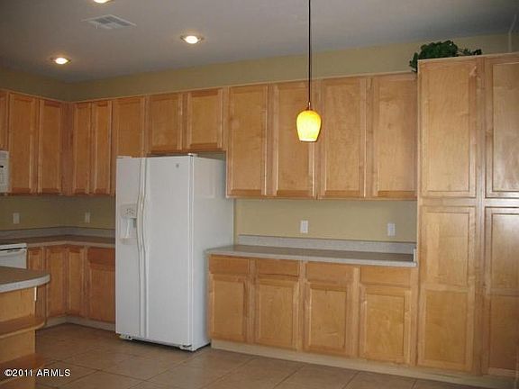 2nd image of 406 W Mountain Sage Dr