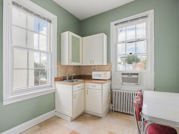 3rd image of 1206 Park Ave APT 2B