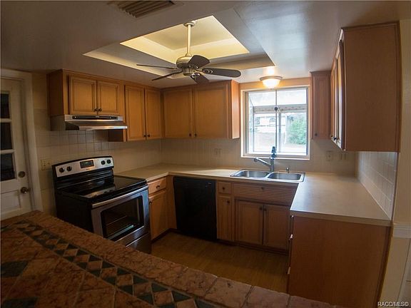 5th image of 5628 W Pine Cir