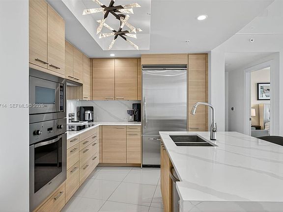 3rd image of 1 N Ocean Blvd APT 1513