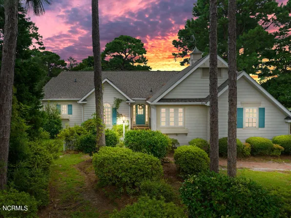 4350 Gauntlet Drive SE, Southport, NC 28461