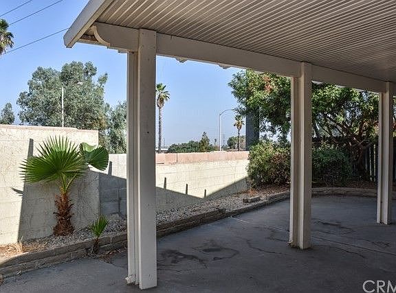 2nd image of 5025 Kensington Way