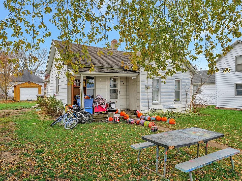 107 W Front St, Fisher, IL 61843 Zillow