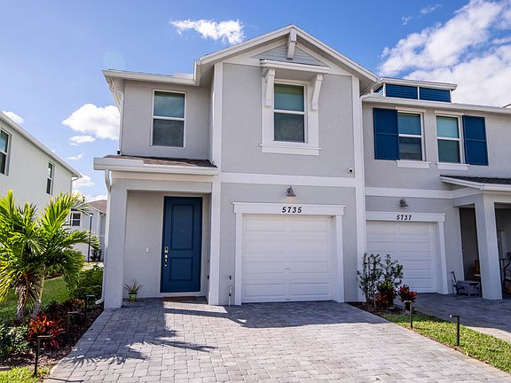 2nd image of 5735 SE Edgewater Circle