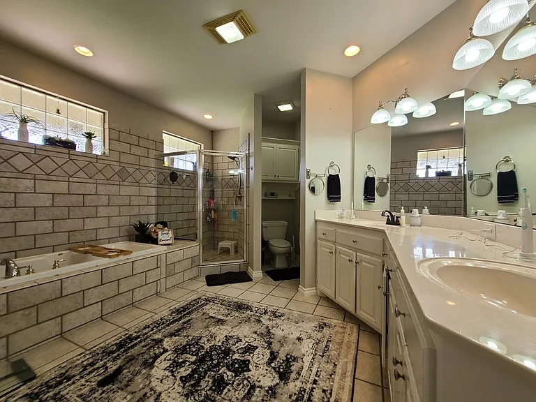 413 Hamptonridge Rd — Photo 52