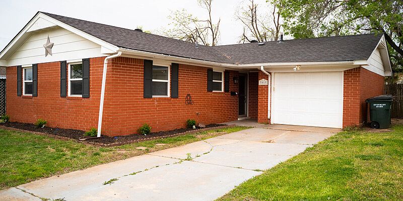 1st image of 3913 Hartline Dr
