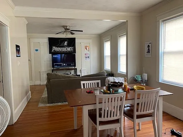 73 Pinehurst Ave — Photo 8
