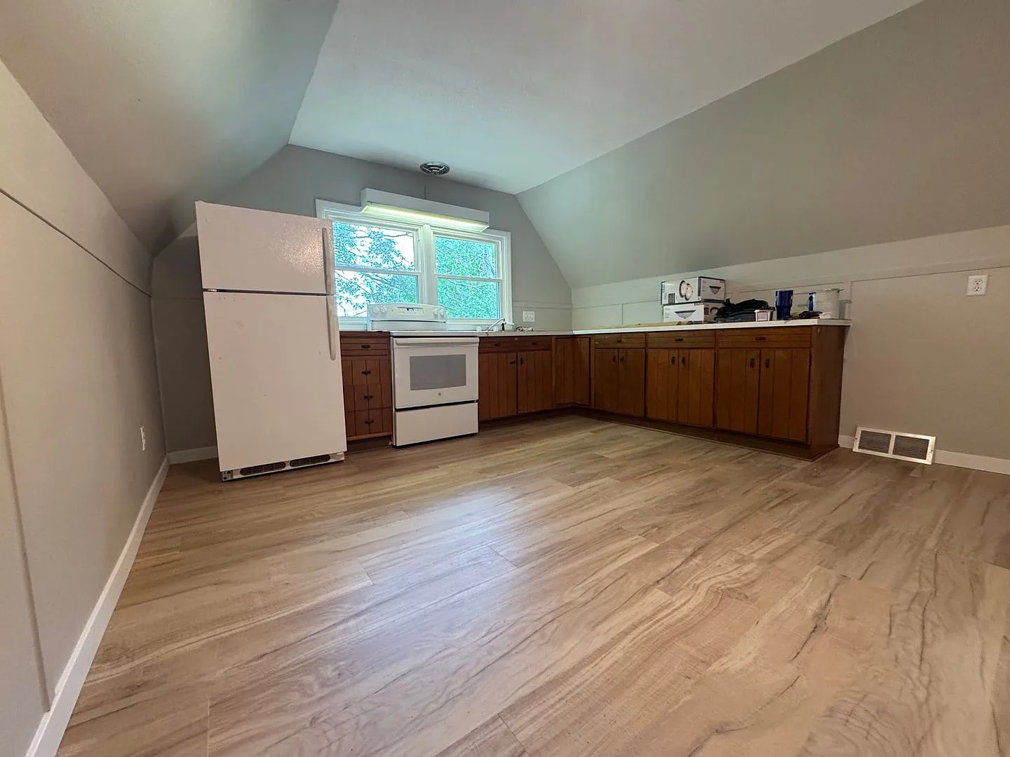 1 bd 1 ba updated apartment in Hudson IA — Photo 4