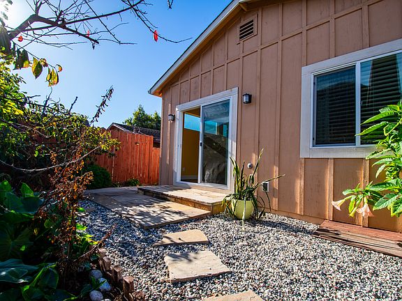 3rd image of 40 Encina Ave #A