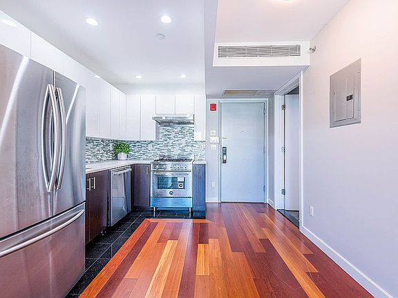 4th image of 142-38 37th Ave #6H