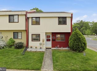 8642 Brae Brooke Dr, Lanham, MD 20706