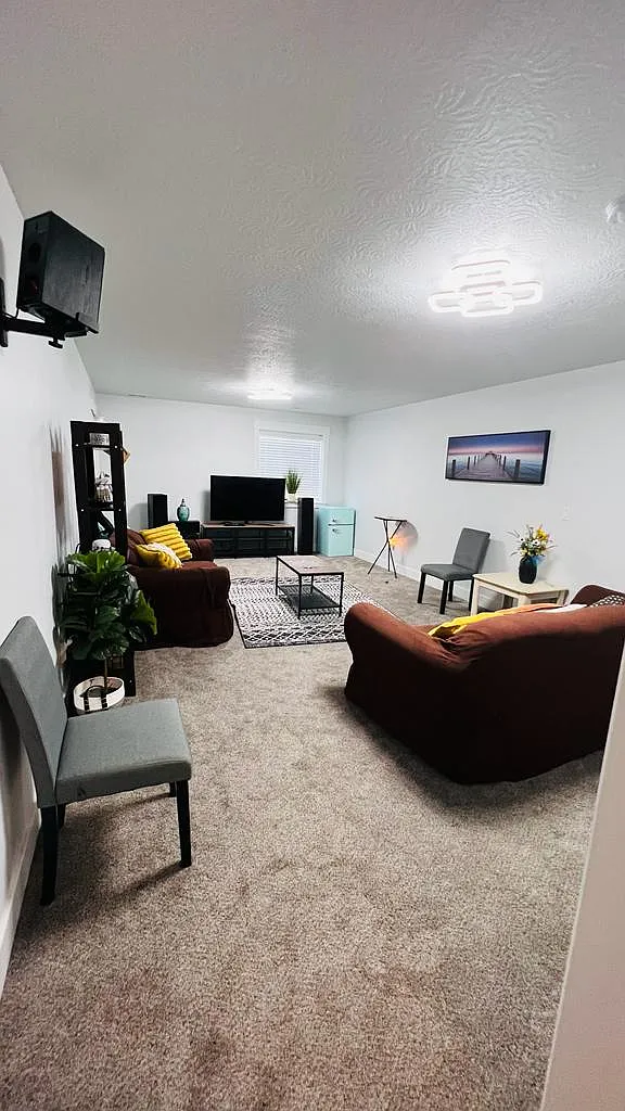 Basement - 1142 Valencia Dr