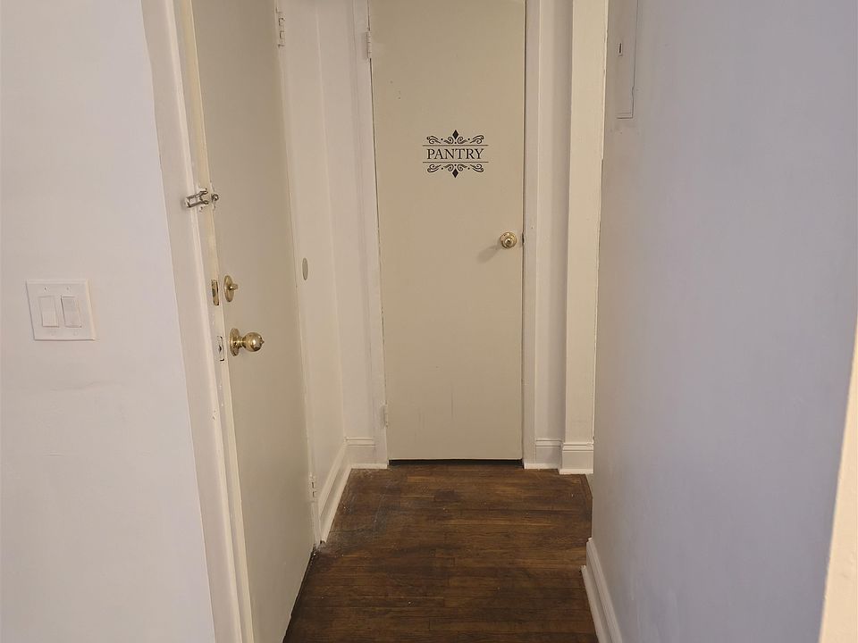 2nd image of 22 Sunset Ave #2