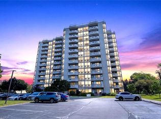 5080 Pinedale Ave #306, Burlington, ON L7L5V7